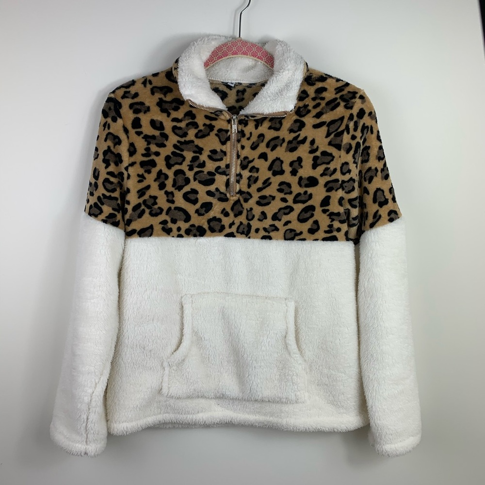 Boutique Cheetah Pullover